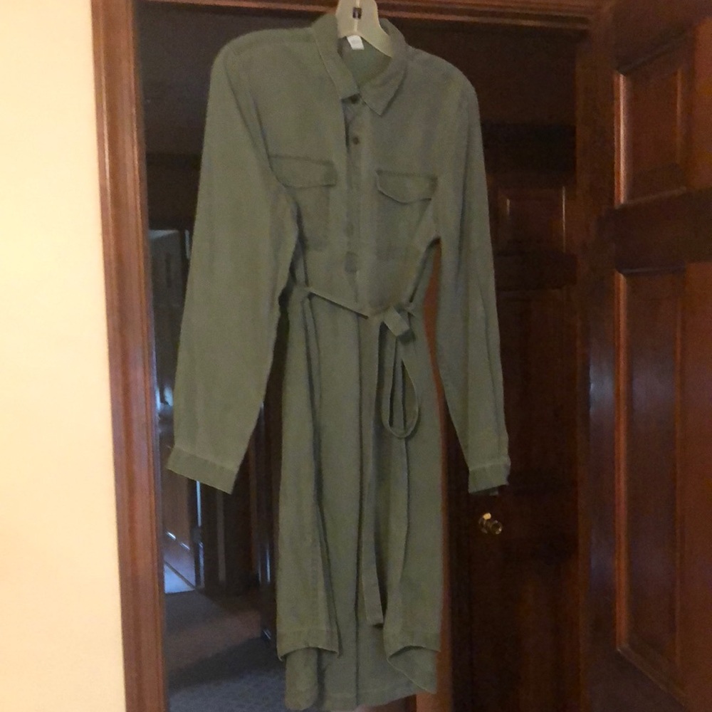 Old Navy Maternity Long Sleeve Shirt Dress